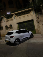 voitures-renault-clio-4-2014-seventeen-mohammadia-alger-algerie