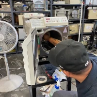 Maintenance et réparation des équipements de laboratoire 