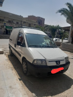 voitures-peugeot-expert-2006-algerie