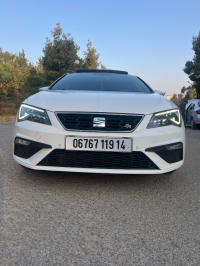 سيارات-seat-leon-2019-تيارت-الجزائر