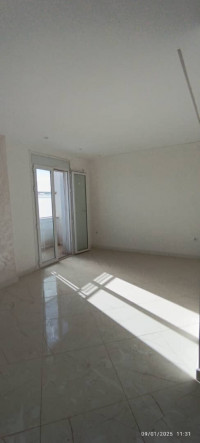 appartement-vente-f3-alger-dar-el-beida-algerie