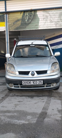 voitures-renault-kongo-2003-constantine-algerie