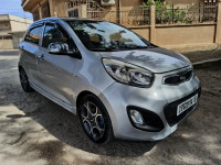 voitures-kia-picanto-2014-braselien-mahelma-alger-algerie