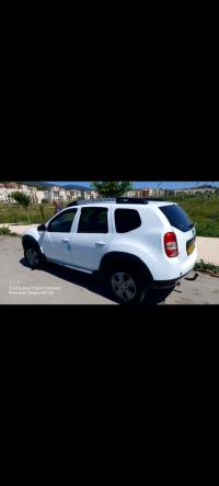 سيارات-dacia-duster-2014-ambiance-عنابة-الجزائر