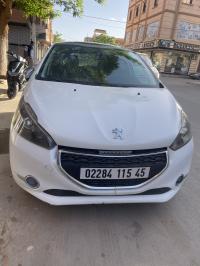 السيارات-النفعية-peugeot-208-2015-allure-facelift-المشرية-النعامة-الجزائر
