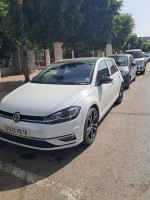 moyenne-berline-volkswagen-golf-7-2019-douera-alger-algerie