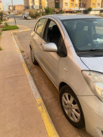 voitures-toyota-yaris-2009-misseghine-oran-algerie