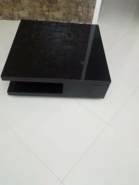 Table basse noir moderne