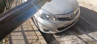 سيارات-toyota-yaris-2012-touch-active-الجزائر-وسط