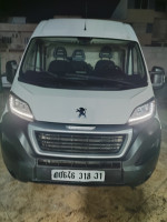 fourgon-peugeot-boxer-2018-oran-algerie