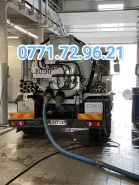 Camion débouchage canalisation vidange fosse septique 