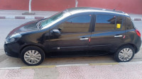 voitures-renault-clio-3-2010-jijel-algerie