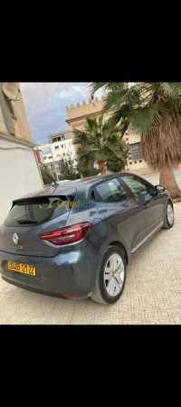 voitures-renault-clio-5-business-2021-sidi-bel-abbes-algerie