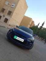 moyenne-berline-hyundai-veloster-2018-sidi-bel-abbes-algerie