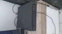 Ps4 slim 500 go état neuf 