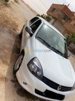 voitures-renault-clio-campus-2014-bye-mahdia-tiaret-algerie