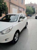 moyenne-berline-hyundai-tucson-2012-algerie