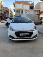 voitures-peugeot-208-2019-dar-el-beida-alger-algerie