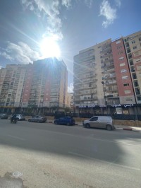 محل-بيع-بومرداس-الجزائر