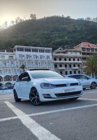 سيارات-volkswagen-golf-7-2017-la-carat-سكيكدة-الجزائر