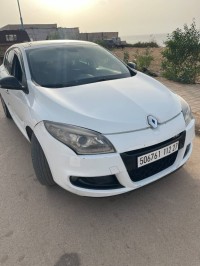سيارات-renault-megane-3-2012-عشعاشة-مستغانم-الجزائر