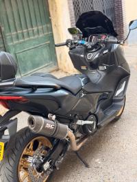 دراجات-نارية-وسكوترات-yamaha-tmax-2023-الجزائر-وسط