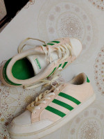 أحذية-رياضية-adidas-originals-44-بني-مسوس-الجزائر