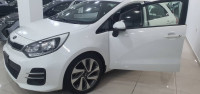 voitures-kia-rio-5-portes-2015-chlef-algerie