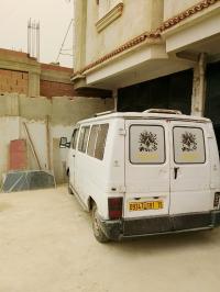 السيارات-النفعية-renault-طرفيك-1991-رنو-أم-الذروع-الشلف-الجزائر