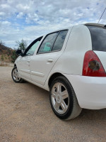 voitures-renault-clio-campus-2015-bye-terrai-bainem-mila-algerie