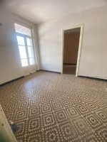 appartement-vente-f3-alger-centre-algerie