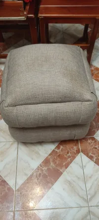 2 Pouf