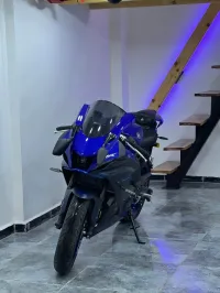 Yamaha R7 2023