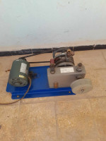 ateliers-pompe-a-vide-vacuum-compressor-200-liters-minute-250-watts-220-volts-japanese-brand-chlef-algerie