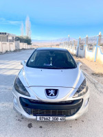 moyenne-berline-peugeot-308-2008-babar-khenchela-algerie