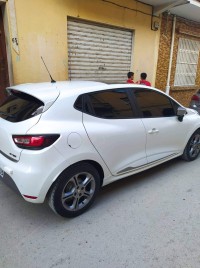 سيارة-صغيرة-renault-clio-4-2019-gt-line-باتنة-الجزائر