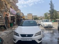 سيارات-seat-leon-2014-fr-سكيكدة-الجزائر