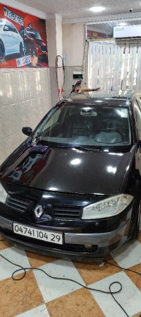 سيارات-renault-megane-2-2004-معسكر-الجزائر