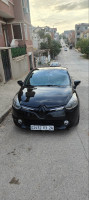 voitures-renault-clio-4-2013-expression-guelma-algerie