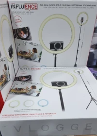 T'nB Influence In-Pack Studio - Éclairage annulaire - 1 têtes x 120 lampe - LED - 15 W - CC 