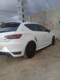 سيارات-seat-leon-2015-linea-r-بيضاء-برج-سطيف-الجزائر