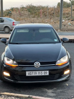 voitures-volkswagen-golf-7-2013-blida-algerie