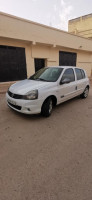 citadine-renault-clio-campus-2012-bye-mascara-algerie