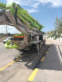 البناء-ومواد-الإنشاء-pompe-a-beton-giraf-47m-دار-البيضاء-الجزائر