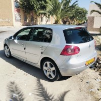 سيارات-volkswagen-golf-5-2006-باتنة-الجزائر