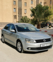 voitures-volkswagen-jetta-2012-life-telerghma-mila-algerie