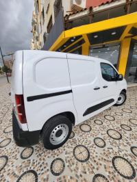 Fiat Doblo 2024 thumbnail 4
