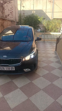 voitures-kia-cerato-2018-full-option-ouled-yaich-blida-algerie