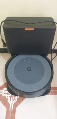 Aspirateur robot roomba i5 plus