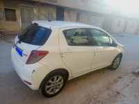 voitures-toyota-yaris-2013-ain-boucif-medea-algerie